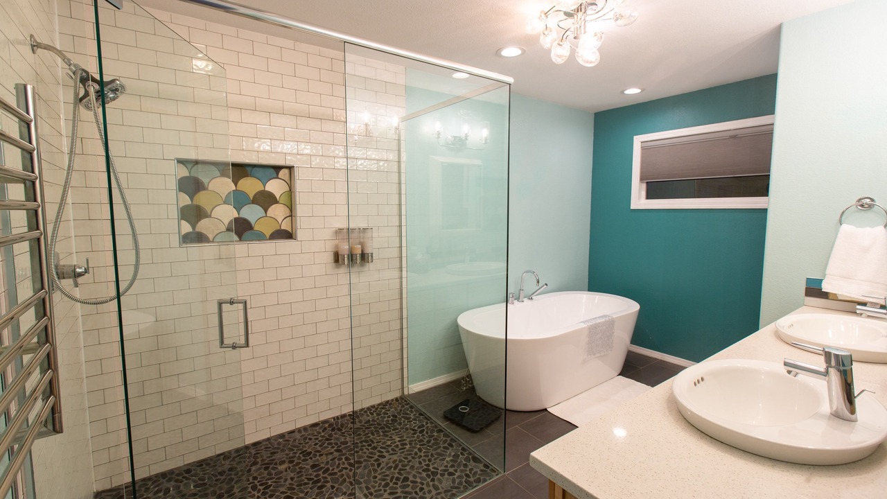 Photo of Bathroom in Huffman - O' Malley