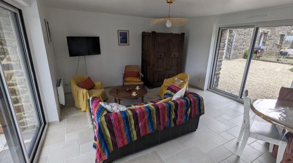 Photo of Livingroom in Locmelar