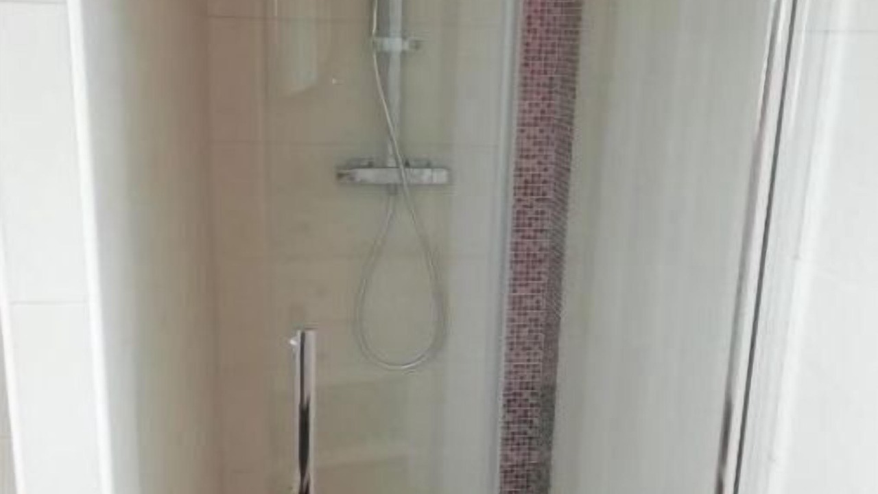 Photo of Bathroom in Locmelar