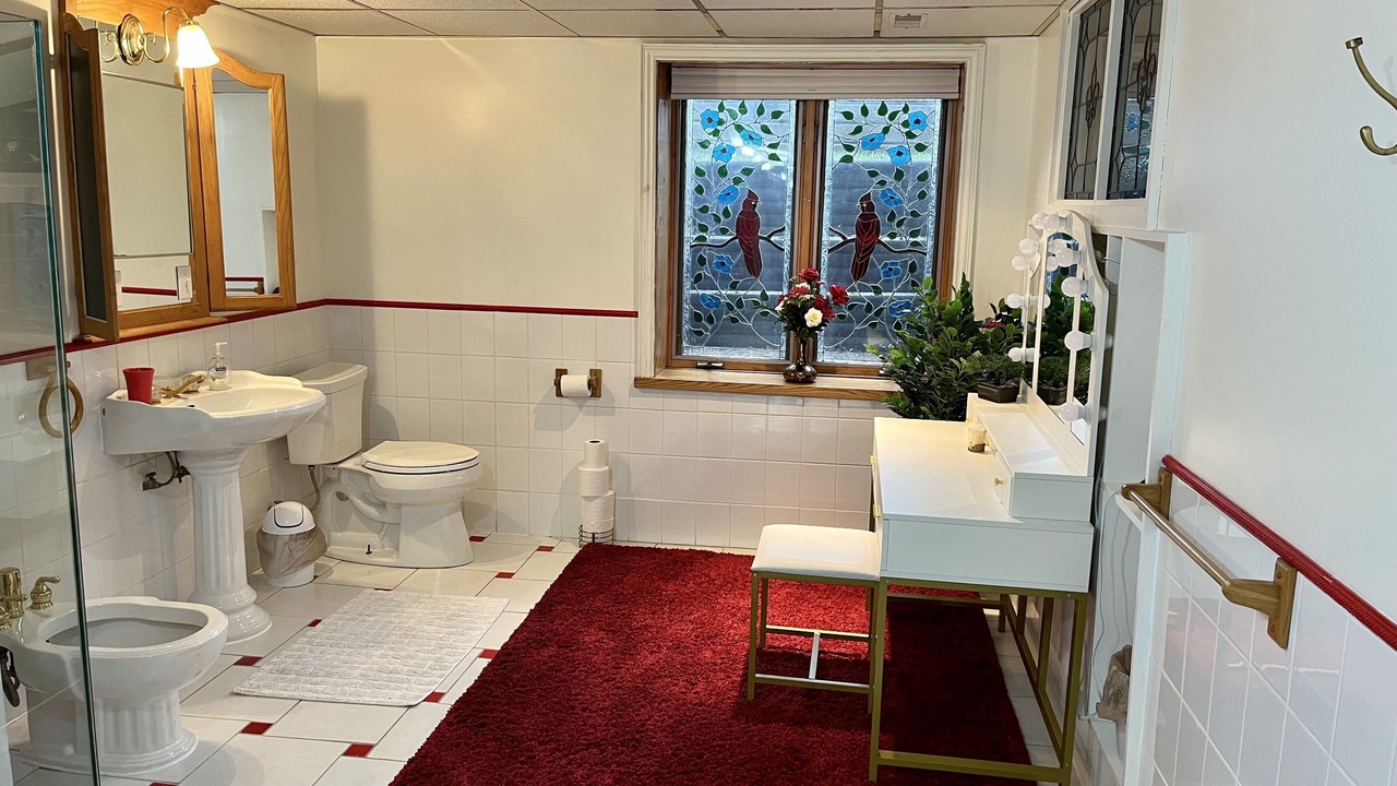 Photo of Bathroom in Township of Woolwich