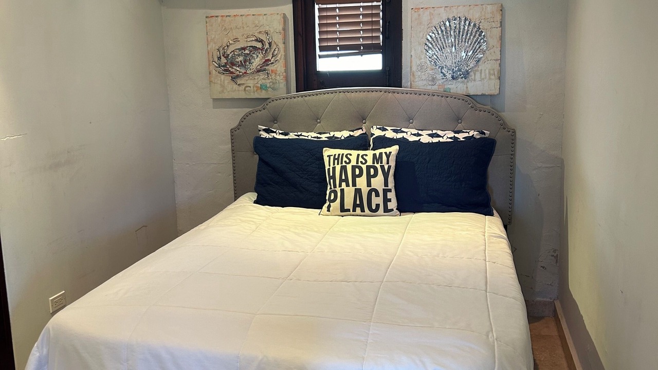 Photo of Bedroom in Mameyes II