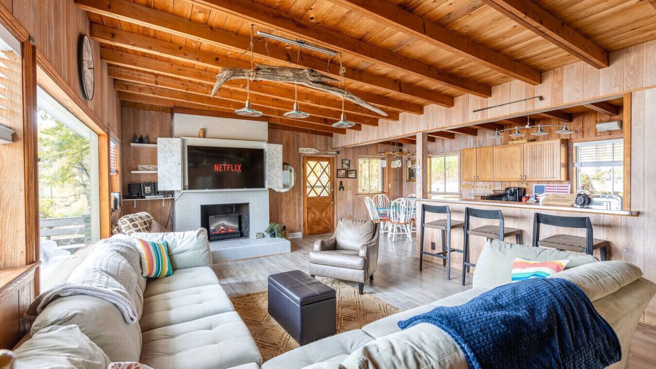 Photo of Livingroom in Mount Juliet