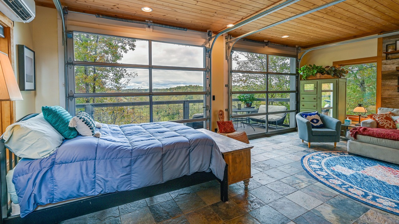 Photo of Bedroom in Stokes