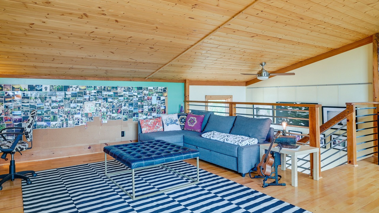 Photo of Livingroom in Stokes