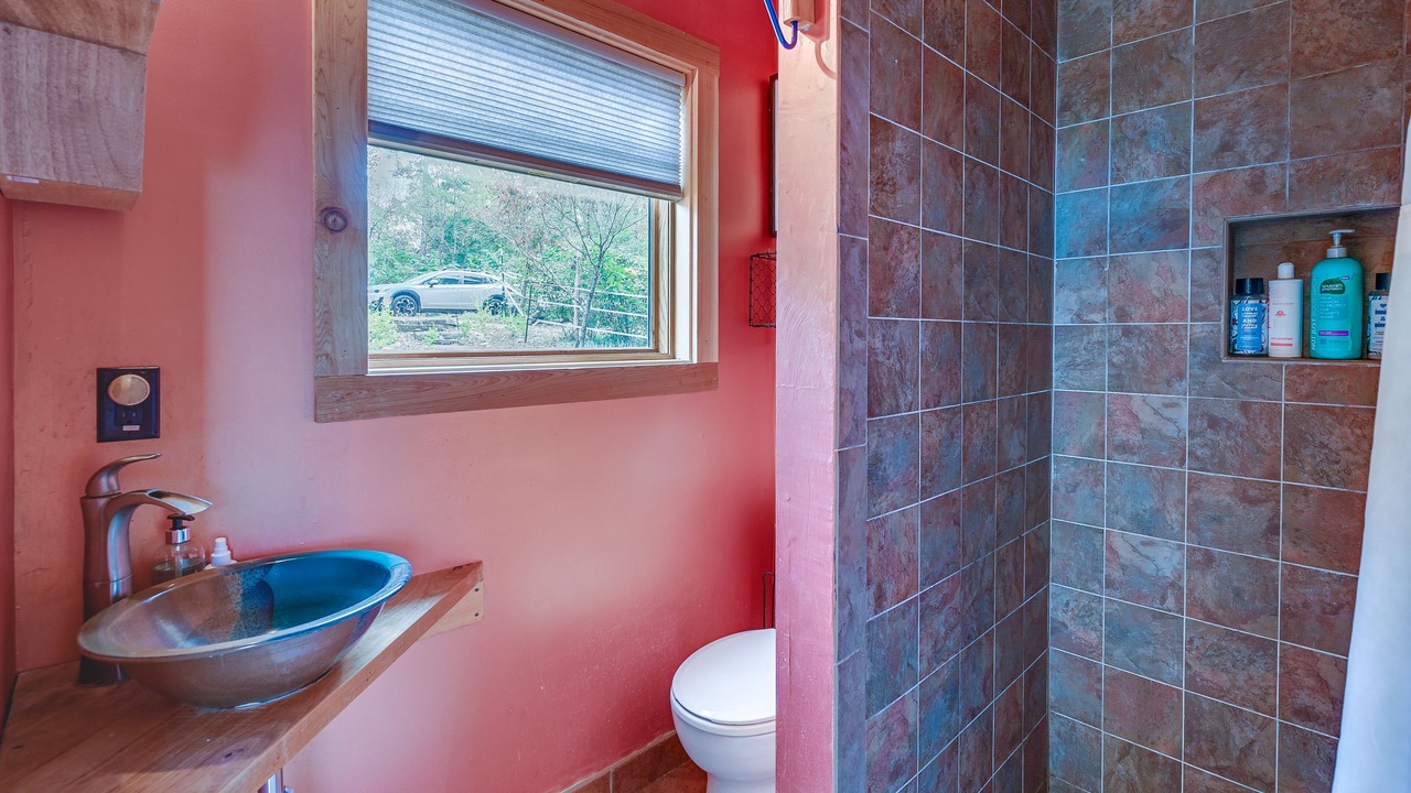 Photo of Bathroom in Stokes