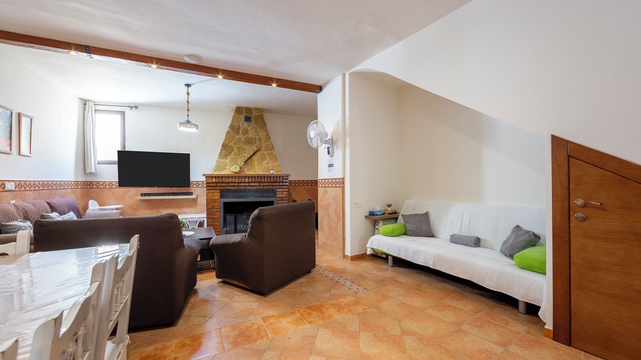 Photo of Livingroom in Fondon