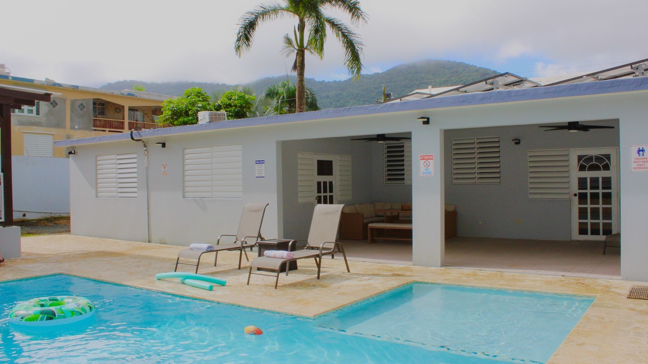 Photo of Outdoor in Mameyes II