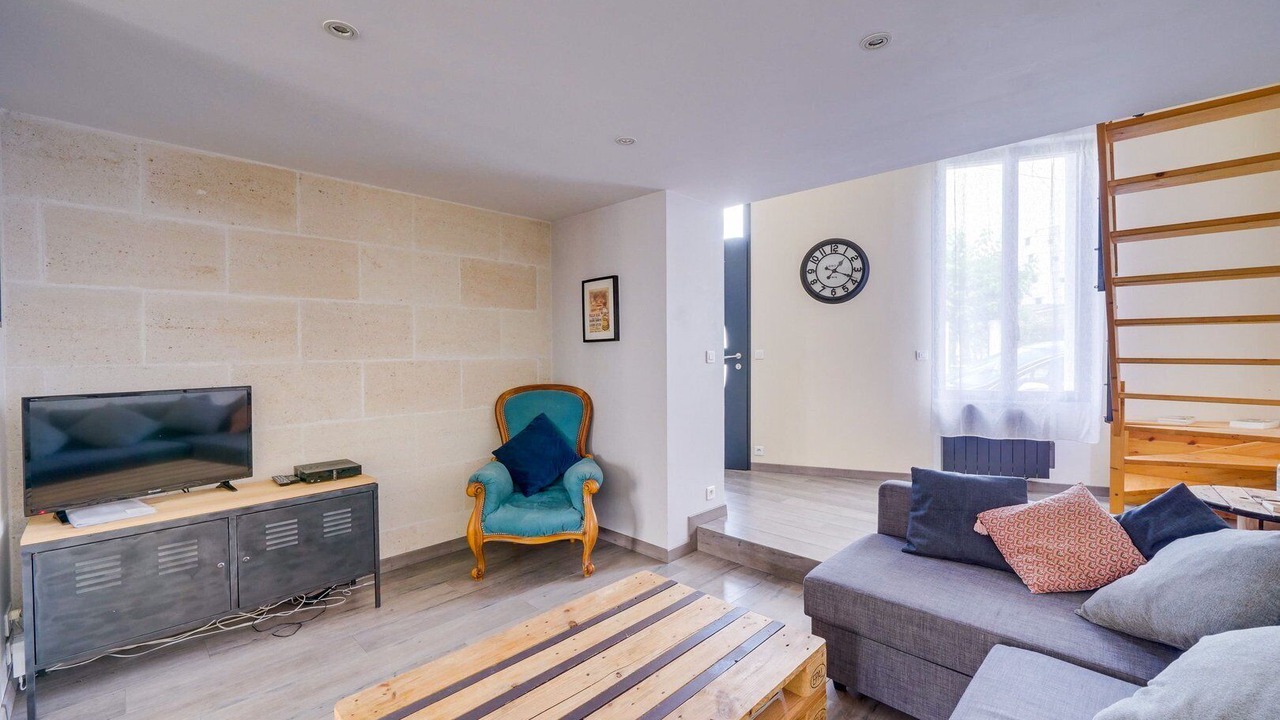 Photo of Livingroom in Talence