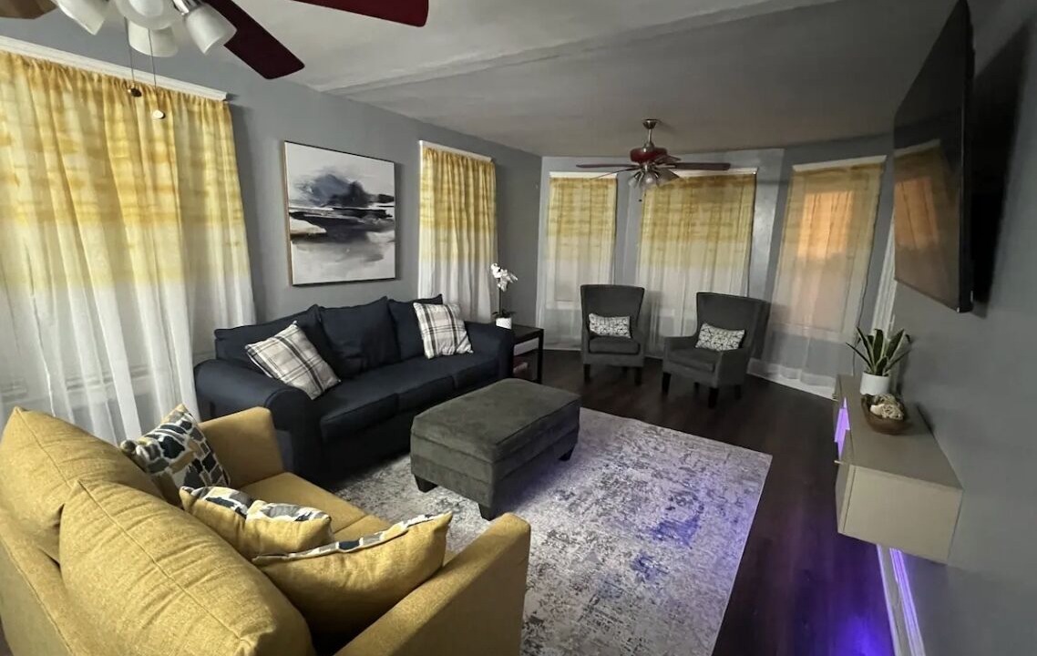 Photo of Livingroom in Providence