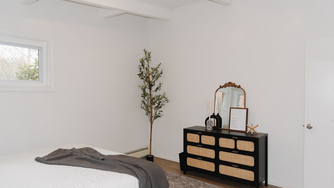 Photo of Bedroom in Wayne