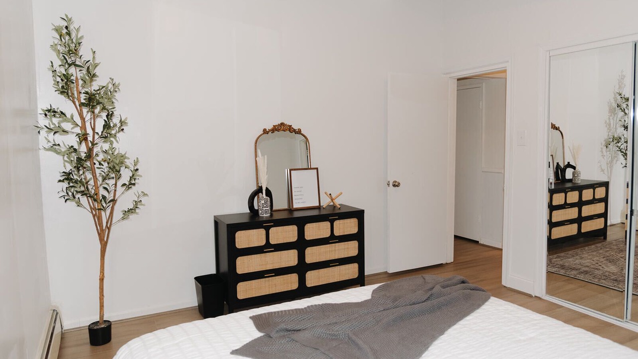 Photo of Bedroom in Wayne