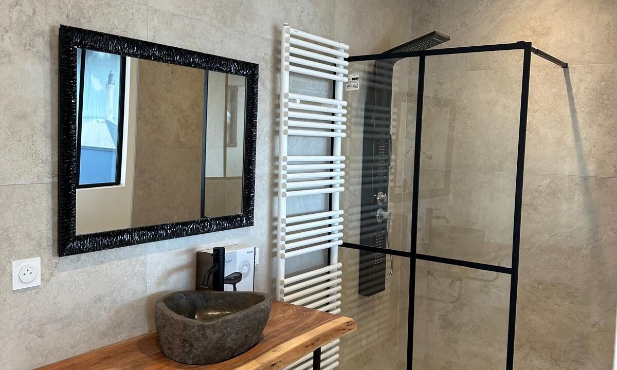 Photo of Bathroom in Carantec