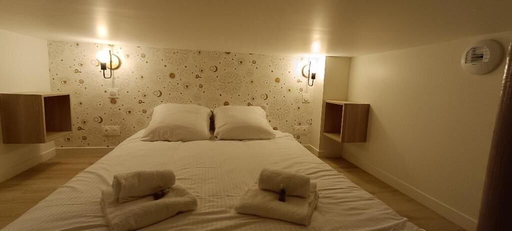 Photo of Bedroom in Le Marais