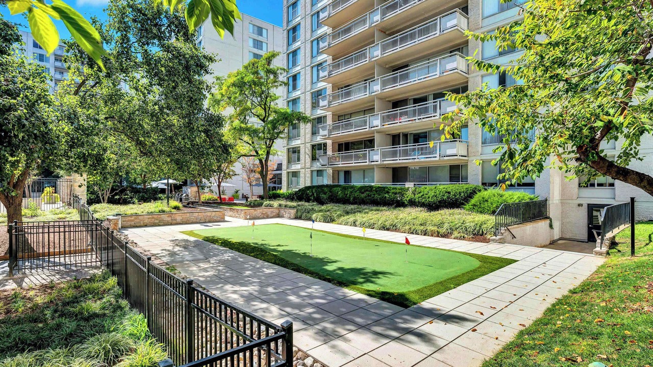 Photo of Outdoor in Crystal City