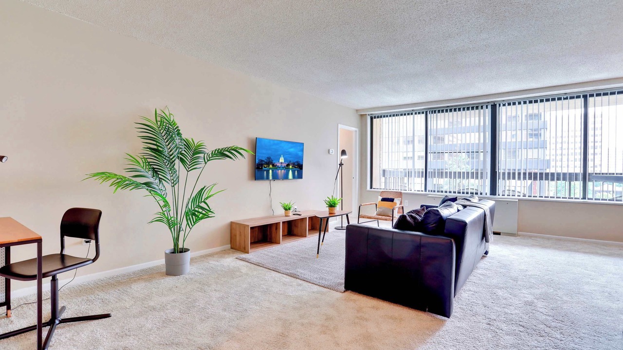 Photo of Livingroom in Aurora Highlands