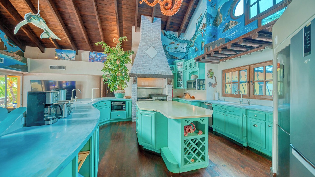Photo of Kitchen in Antoneys Cay