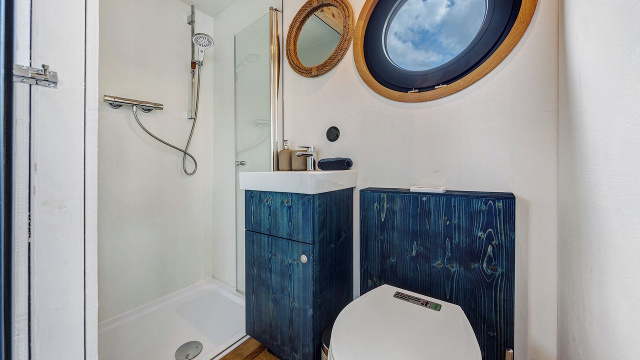 Photo of Bathroom in Neuland