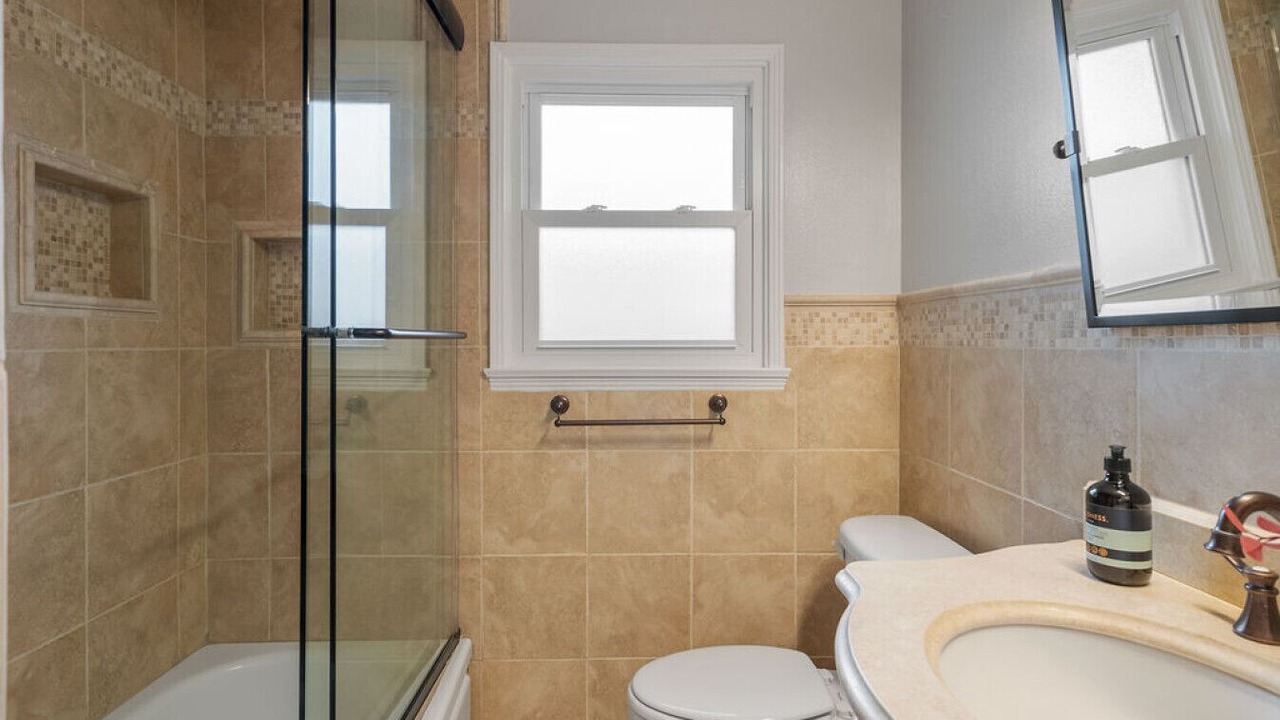Photo of Bathroom in South of Conant