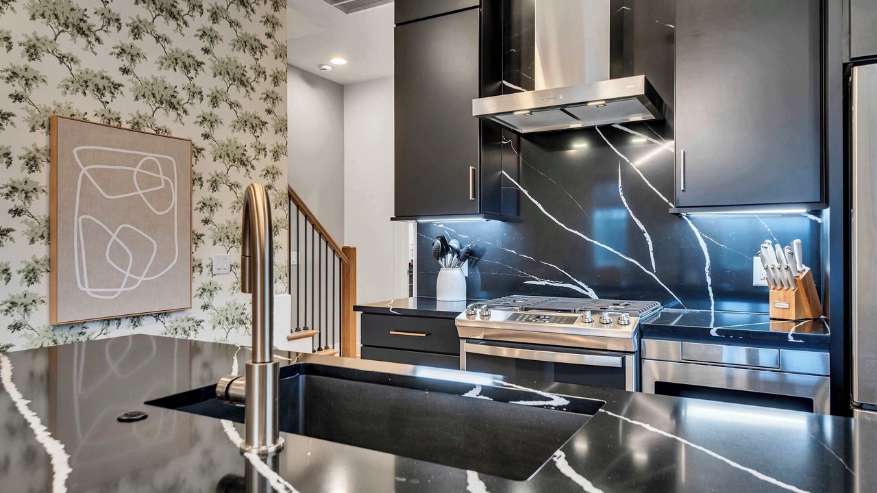Photo of Kitchen in Hurwood Heights