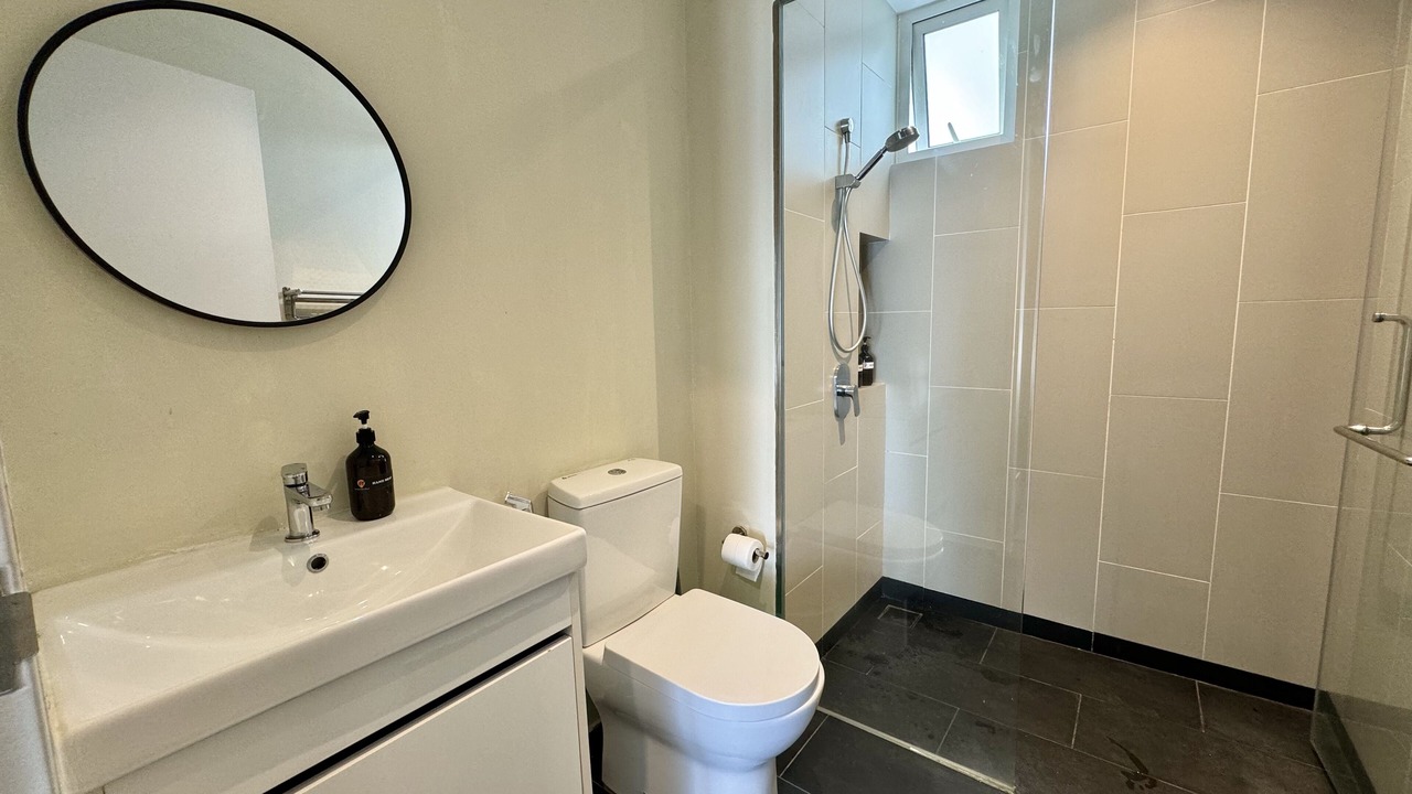 Photo of Bathroom in Maluri