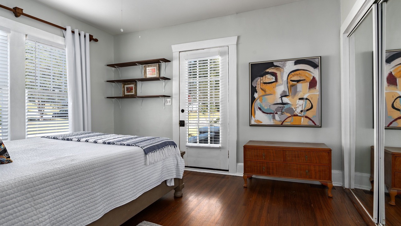 Photo of Bedroom in Crestline Heights