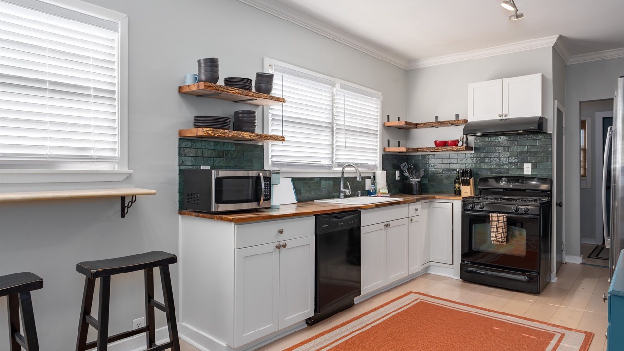 Photo of Kitchen in Crestline Heights