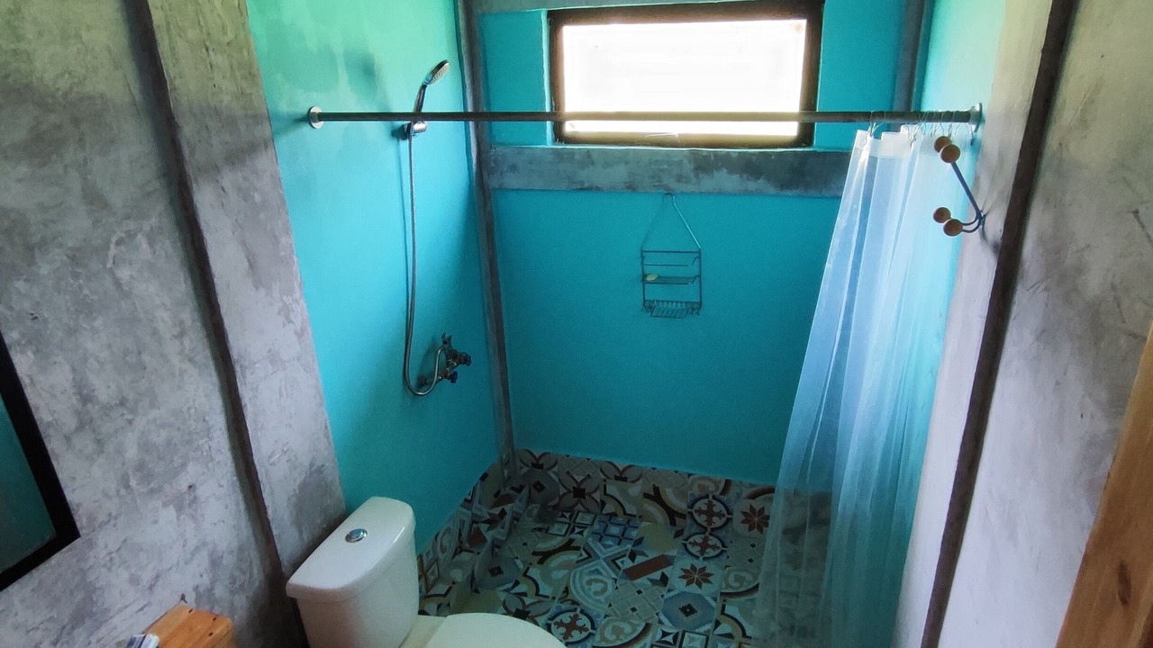 Photo of Bathroom in Roble