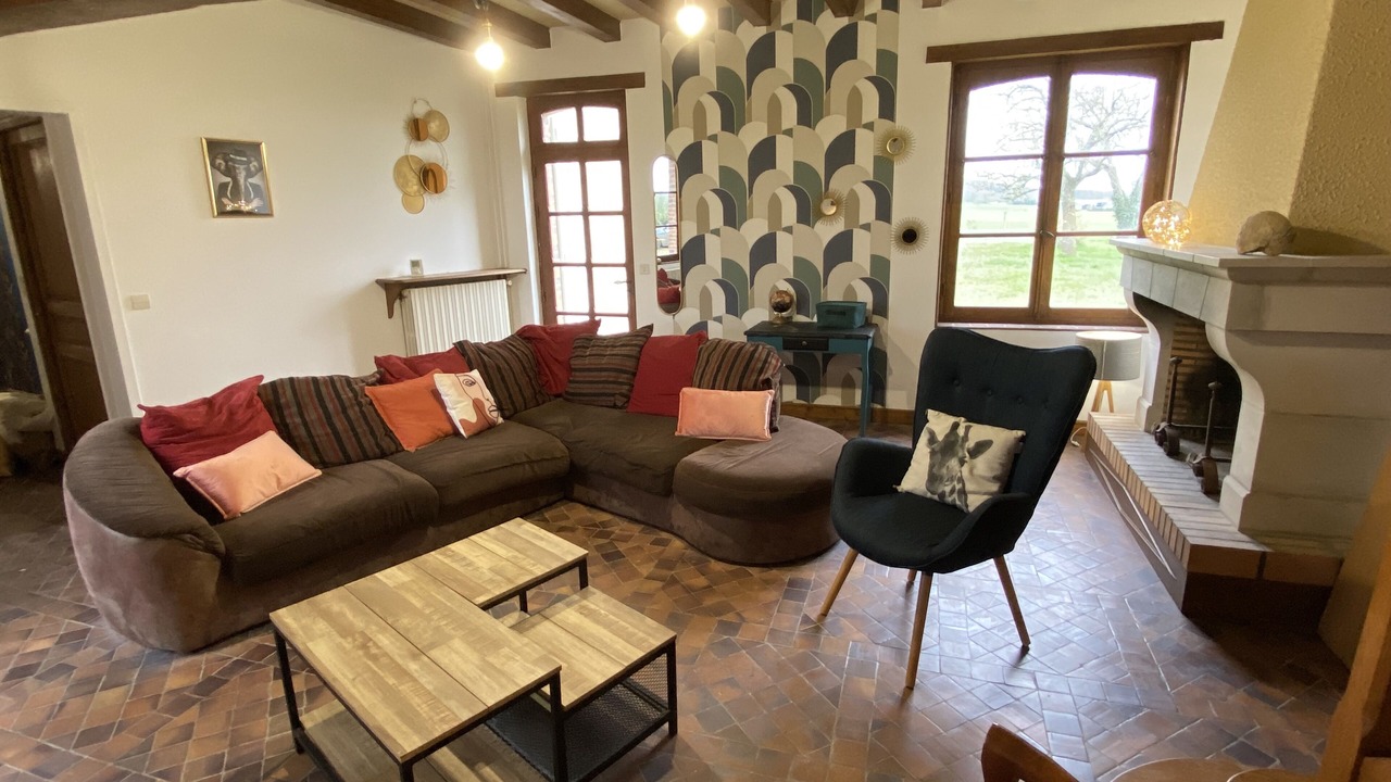 Photo of Livingroom in Dollon