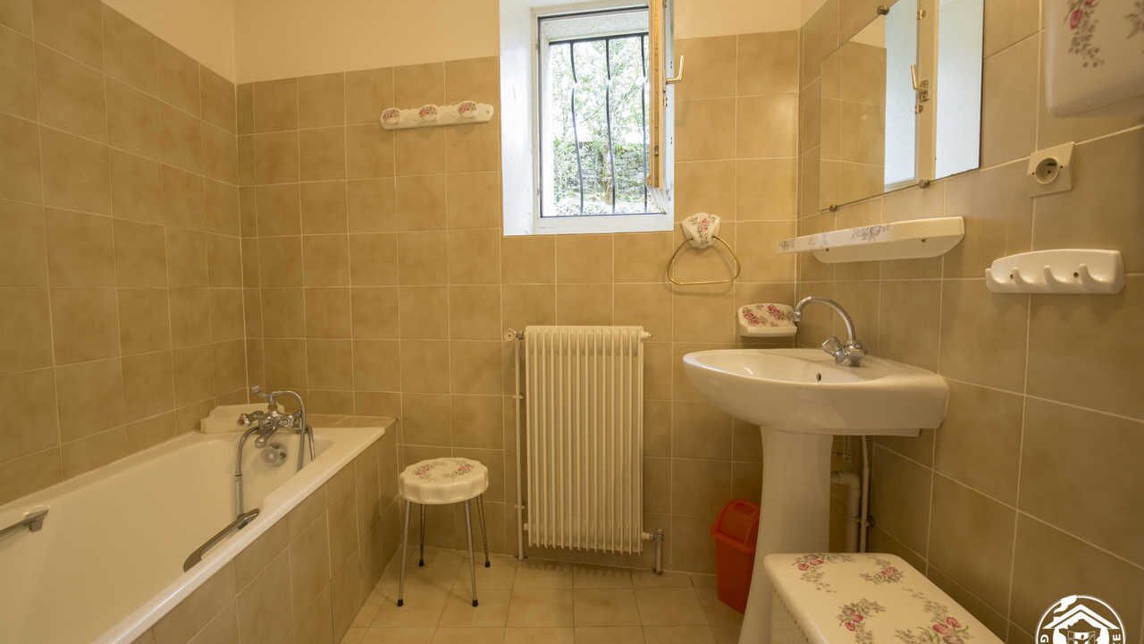 Photo of Bathroom in Bolozon