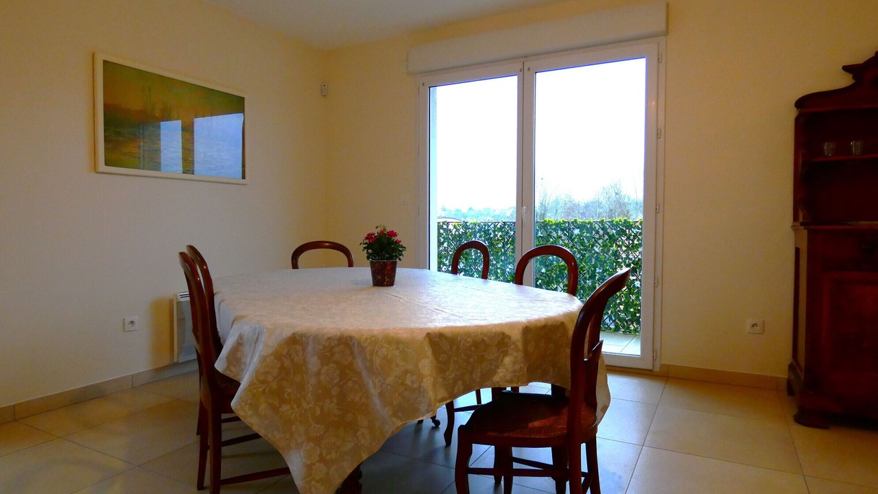 Photo of Others in Epernon