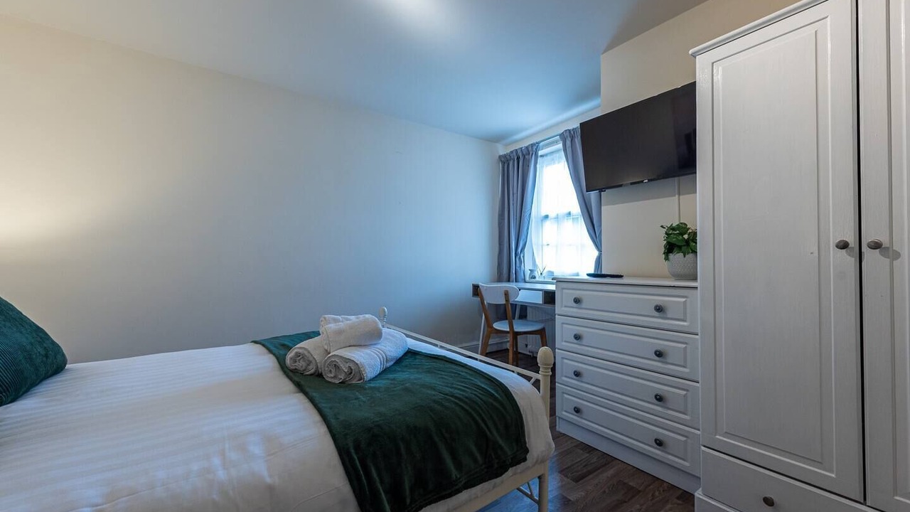 Photo of Bedroom in Shifnal