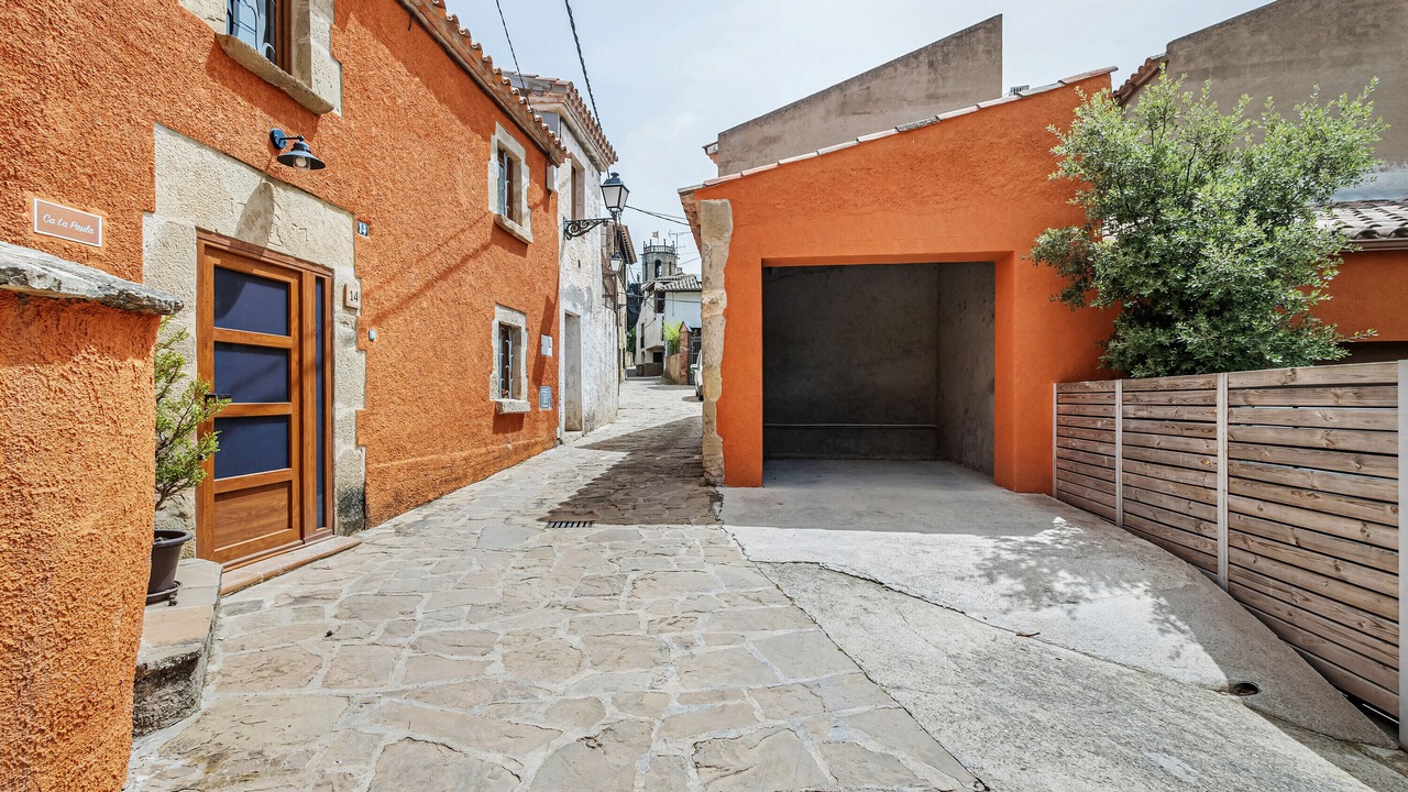 Photo of Outdoor in Sant Quirze Safaja