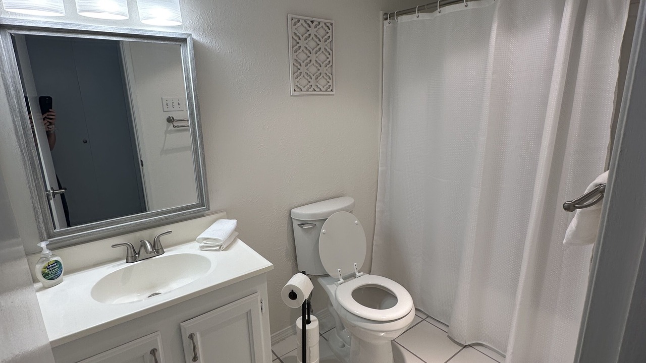 Photo of Bathroom in Allen