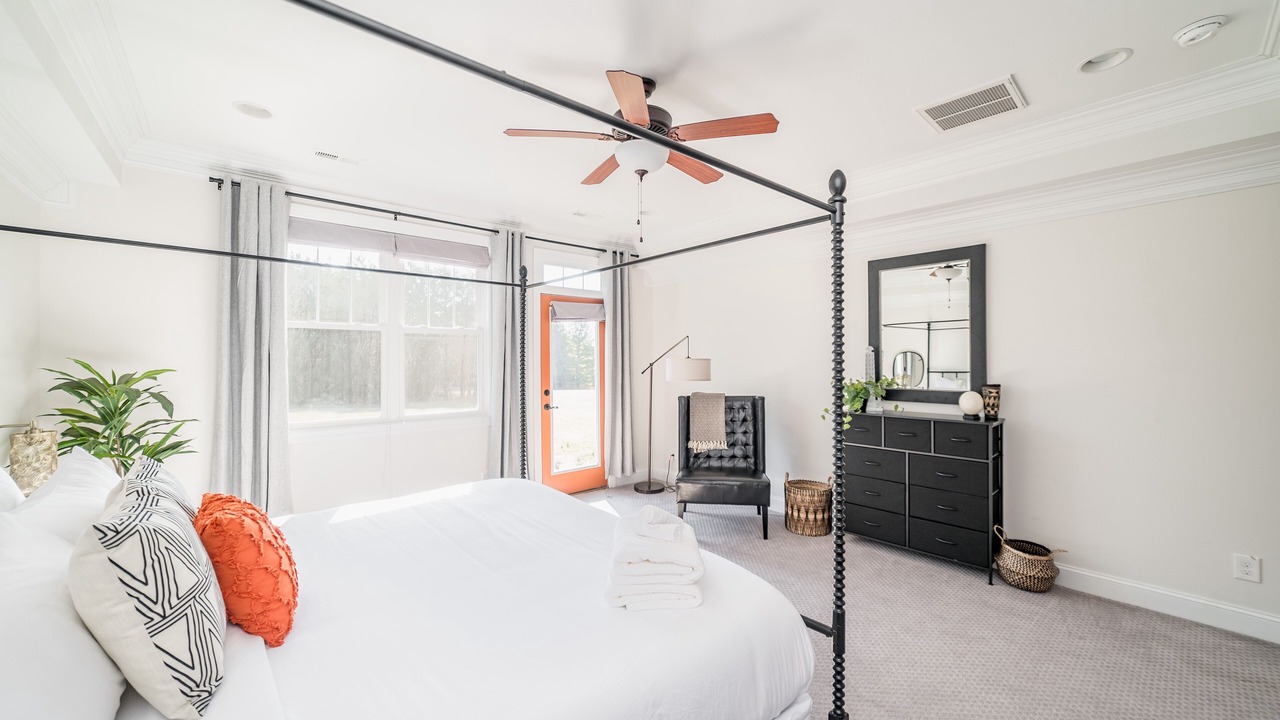 Photo of Bedroom in Forest