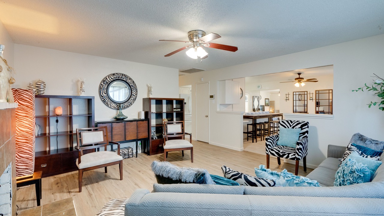 Photo of Livingroom in Roosevelt