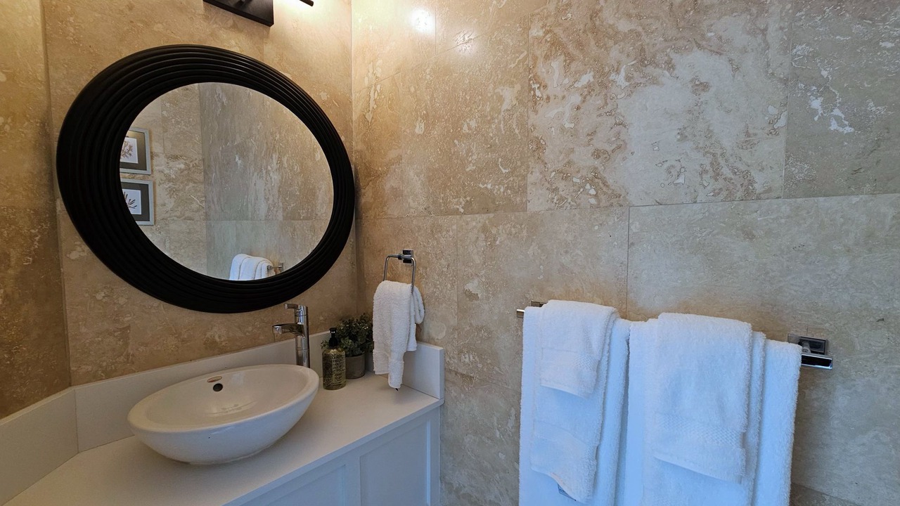 Photo of Bathroom in Palm Cay