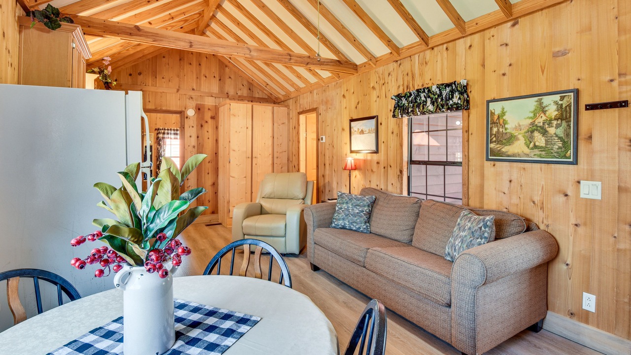 Photo of Bedroom in Rabun Gap