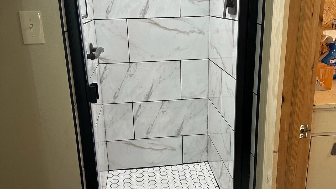 Photo of Bathroom in Carbondale