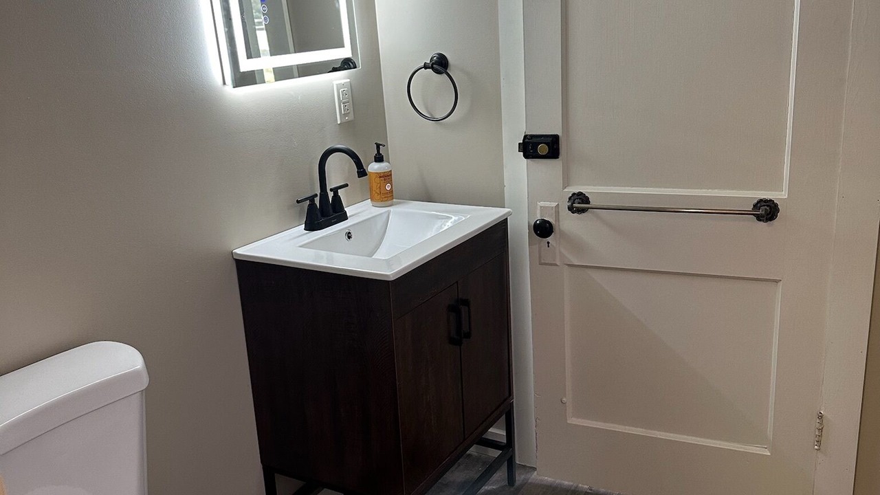Photo of Bathroom in Carbondale