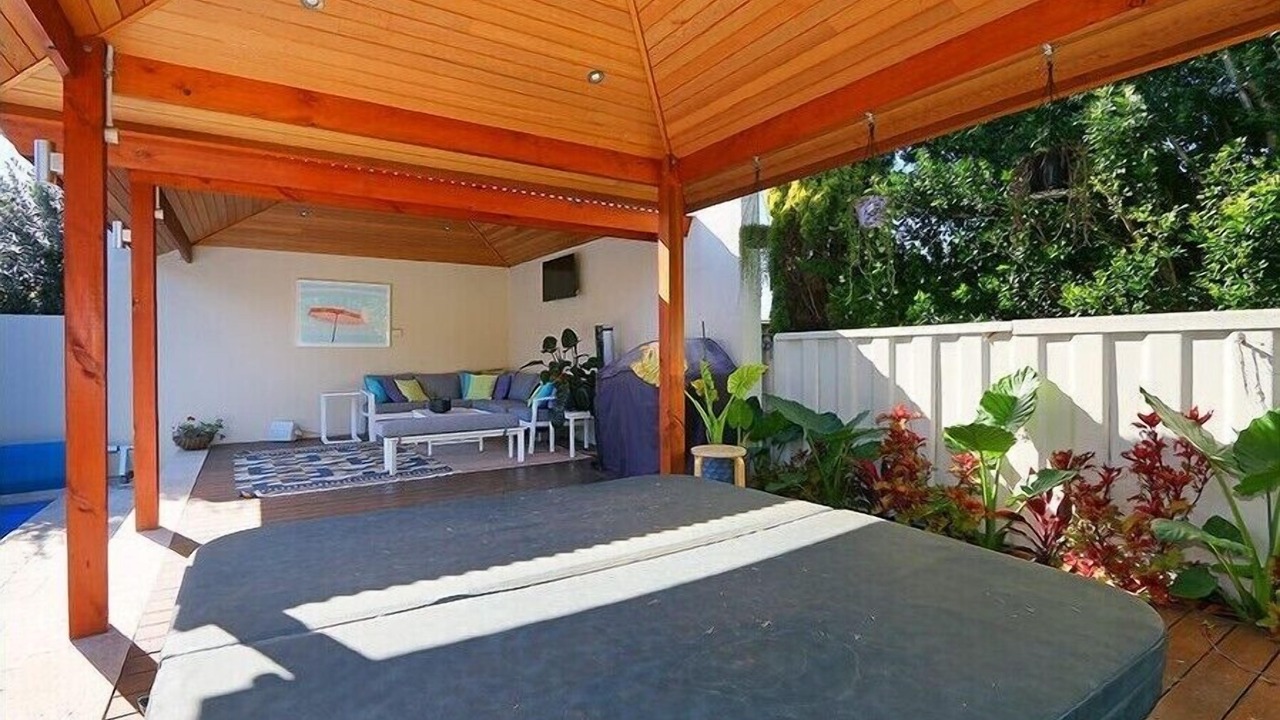 Photo of Others in Dianella