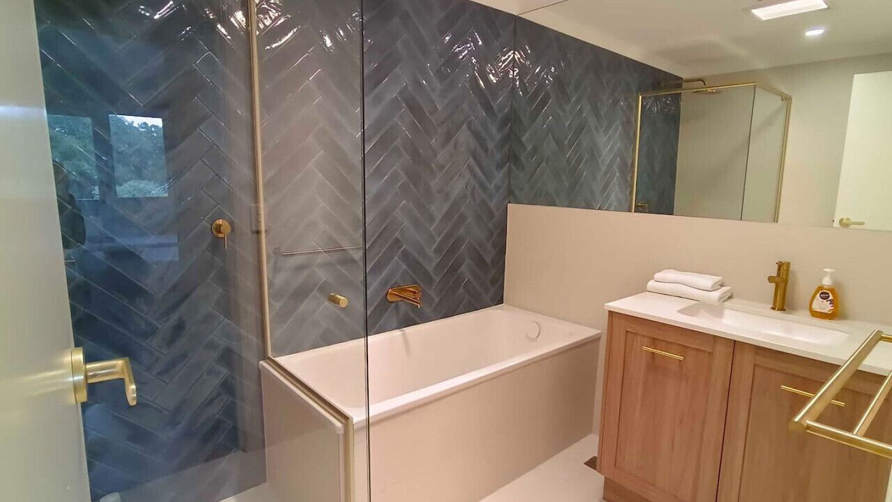 Photo of Bathroom in Reid