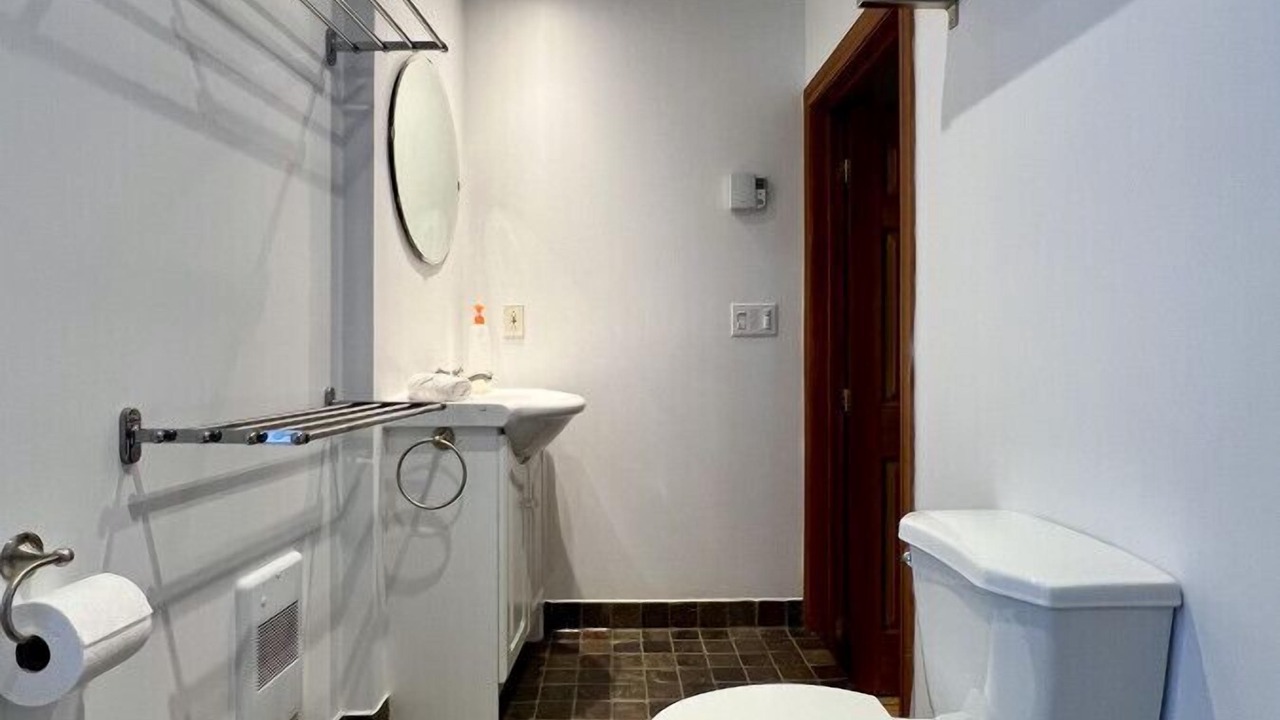 Photo of Bathroom in Saint-Jean-Baptiste