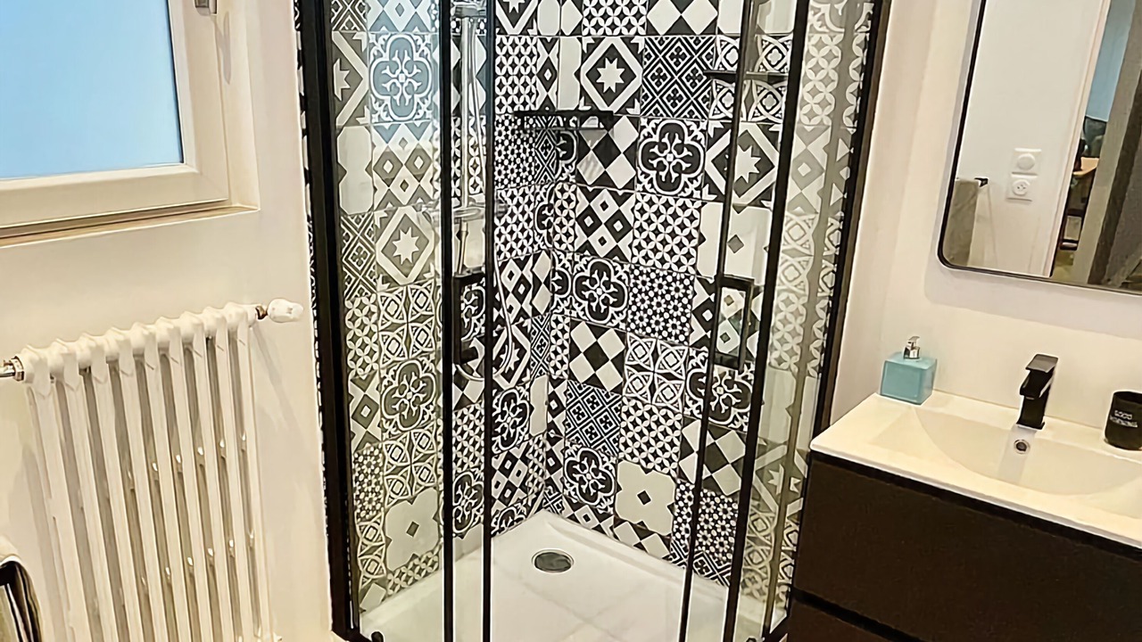 Photo of Bathroom in Connerre