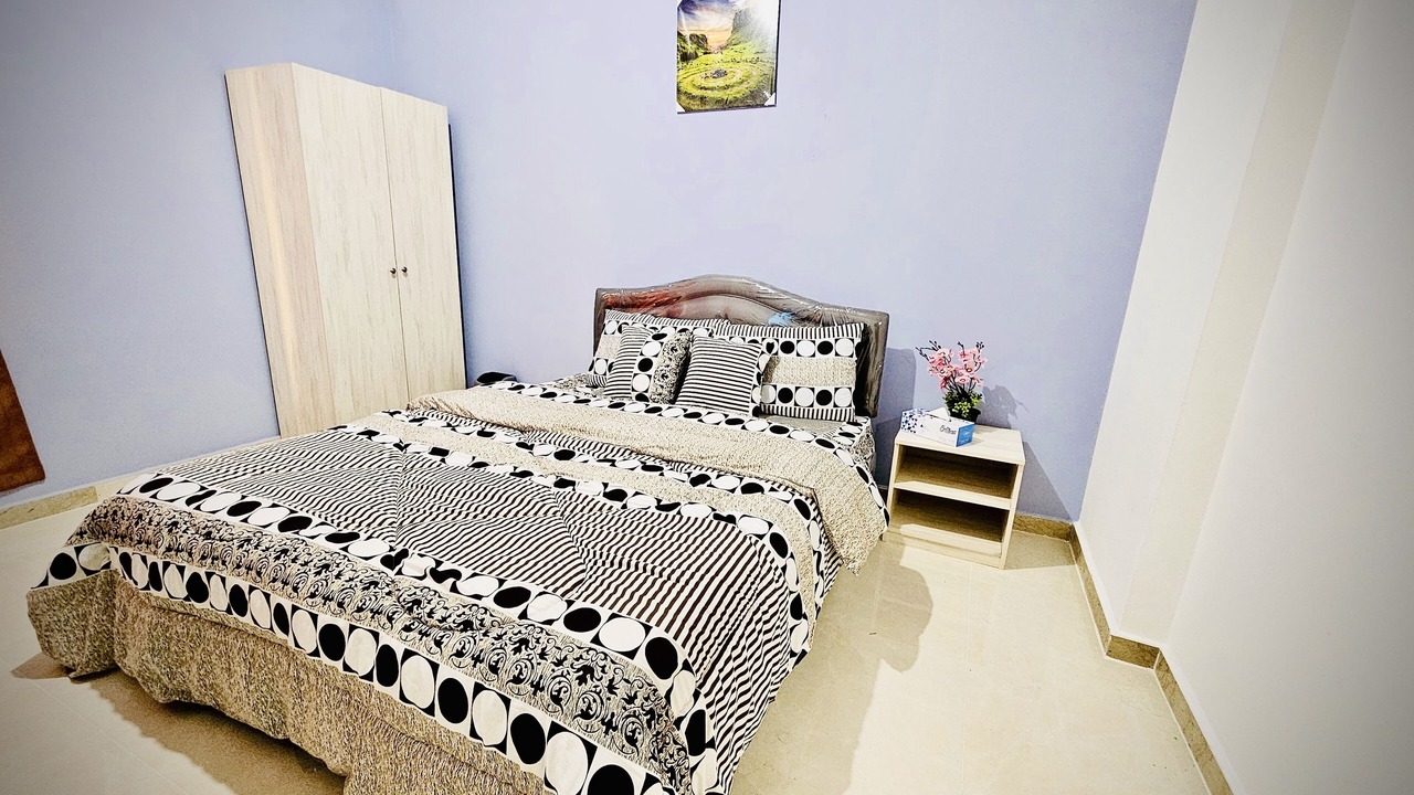 Photo of Bedroom in Mussafah