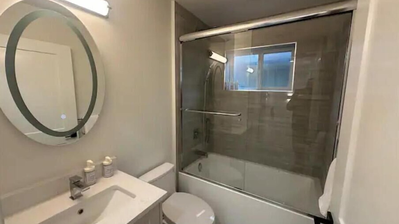 Photo of Bathroom in Fairview