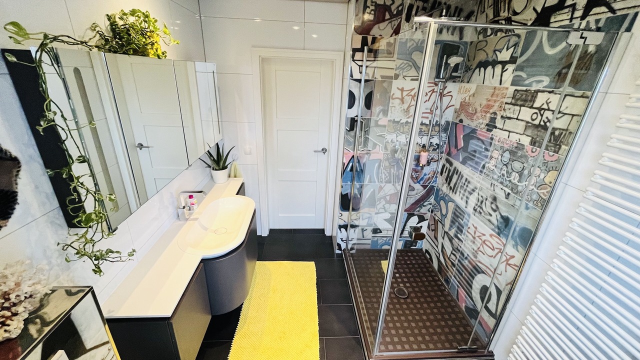 Photo of Bathroom in Mayen