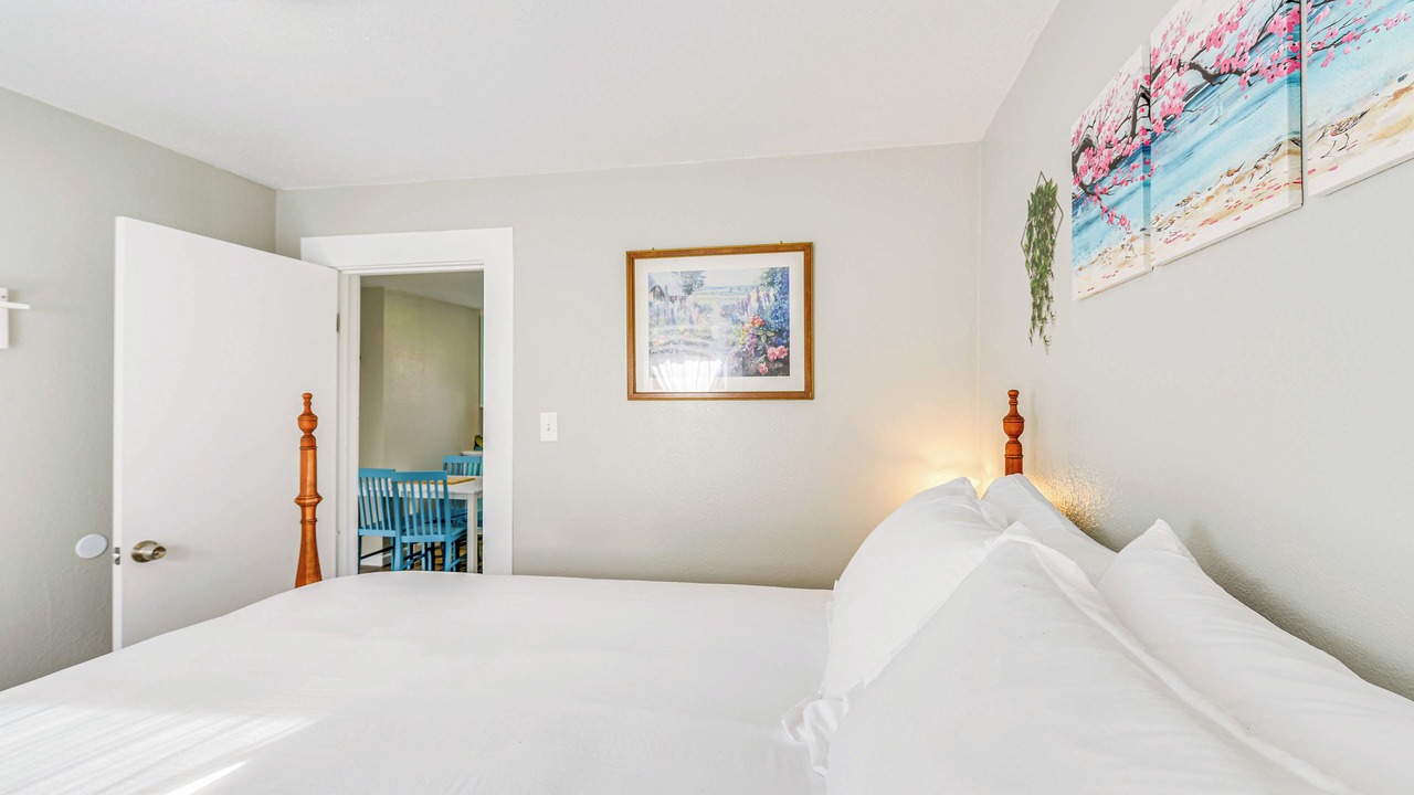 Photo of Bedroom in Orick