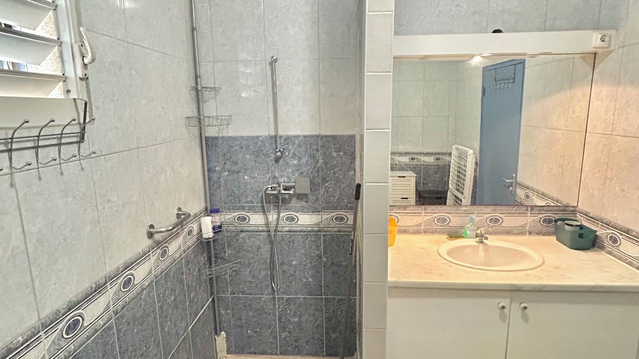 Photo of Bathroom in Les Abymes