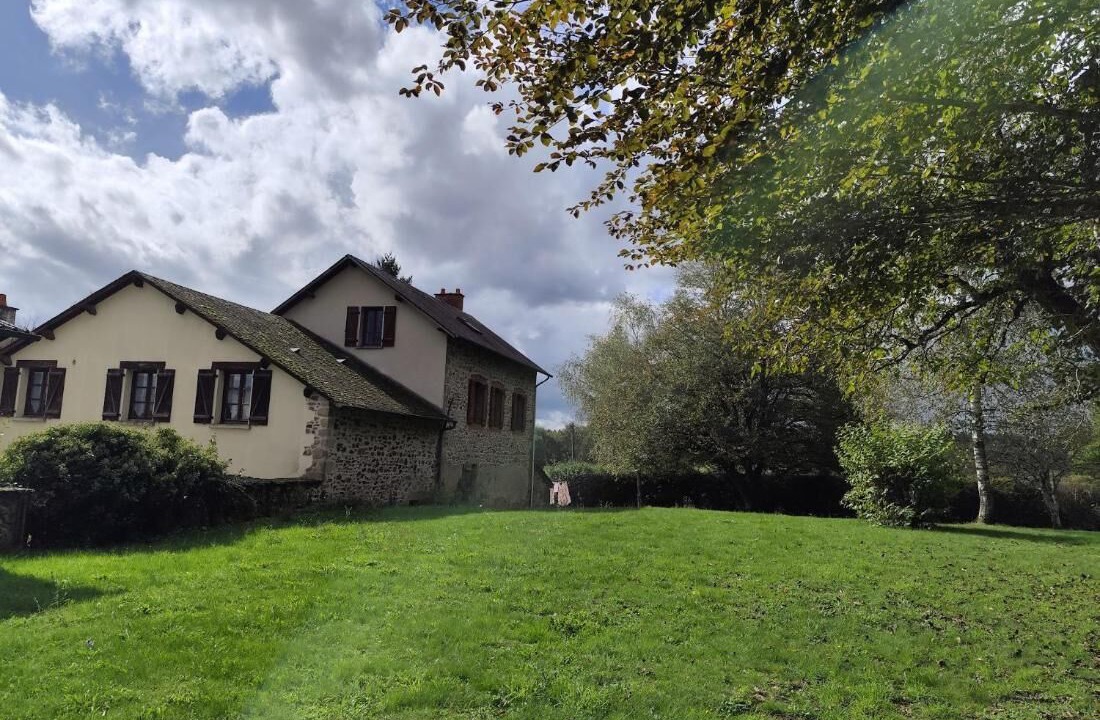 Photo of Outdoor in Ladignac le Long