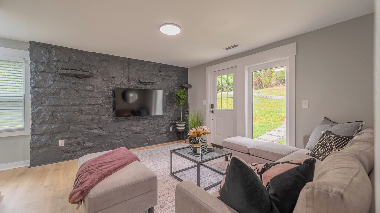 Photo of Bedroom in Blacksburg